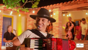 Gustavinho Sanfoneiro grava primeiro audiovisual em Patos e reúne artistas, parceiros e grande público no “Tardezinha no Haras 5F”