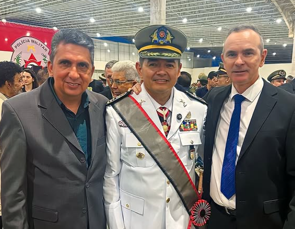 Deputado Nilson Lacerda participa da posse do novo comandante-geral da Polícia Militar e do novo procurador-geral do Estado