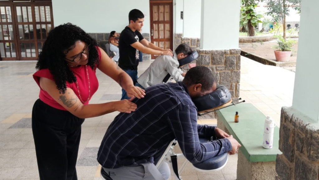 UEPB promove encontro de acolhimento e cuidado para servidores com filhos com deficiência