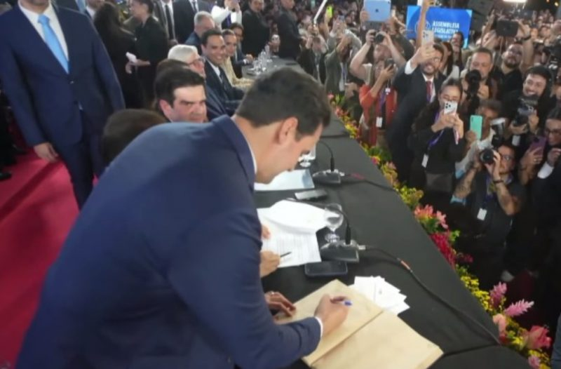 Lucas Ribeiro toma posse como novo governador da Paraíba