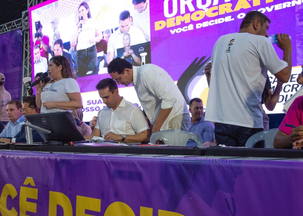 Secretário Erivonaldo Alves acompanha governador em abertura do Orçamento Democrático Estadual em Cajazeiras