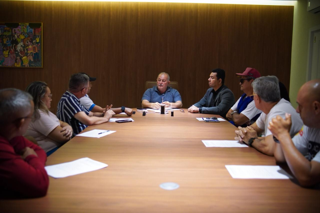 Prefeitura de Patos inicia rodada de diálogo com representantes do SINDACSE