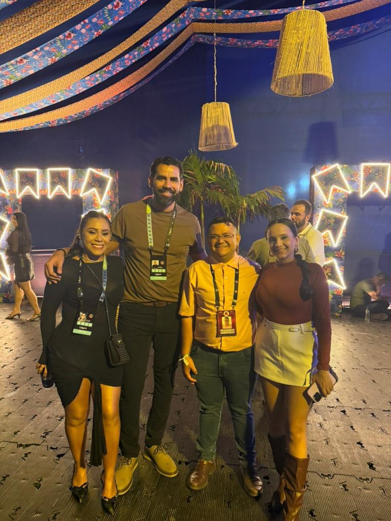 Cobertura do Pode Conversar: segunda noite do São João de Patos 2026 tem Simone Mendes, Menos é Mais e Felipe Amorim