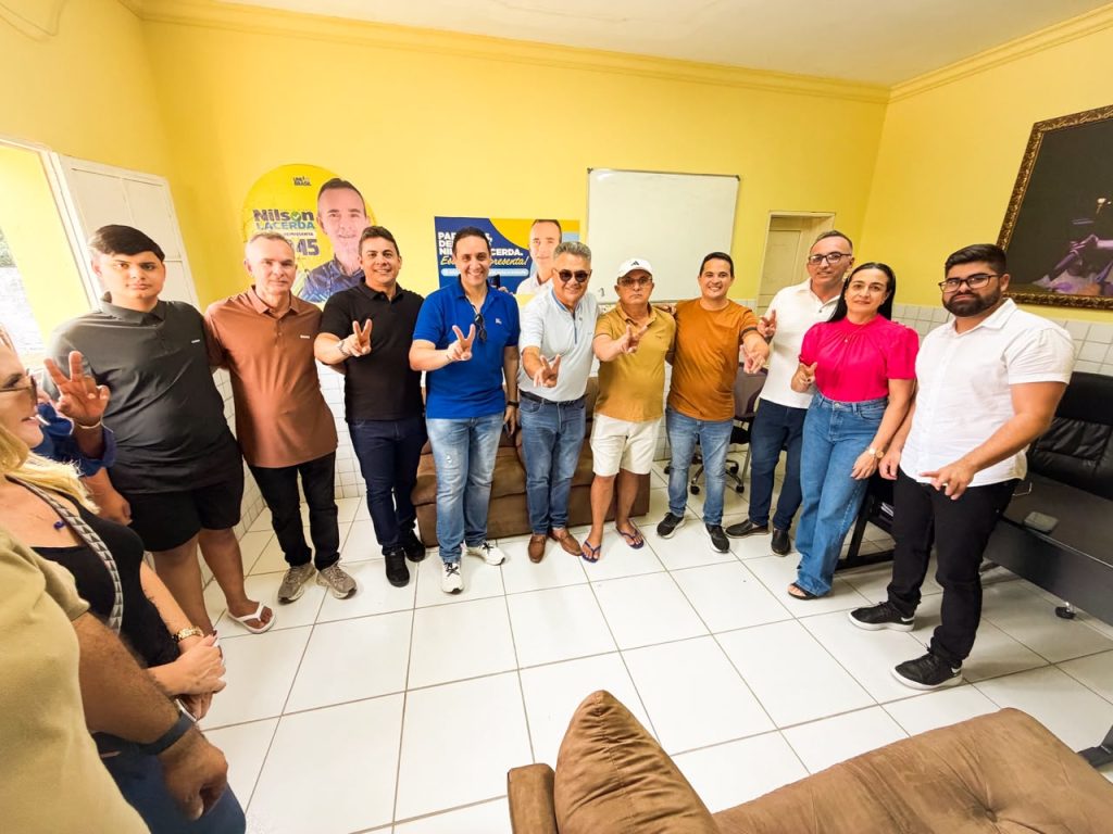Deputado Nilson Lacerda reúne lideranças em Conceição e anuncia apoio à pré-candidatura de Márcio Roberto para deputado estadual
