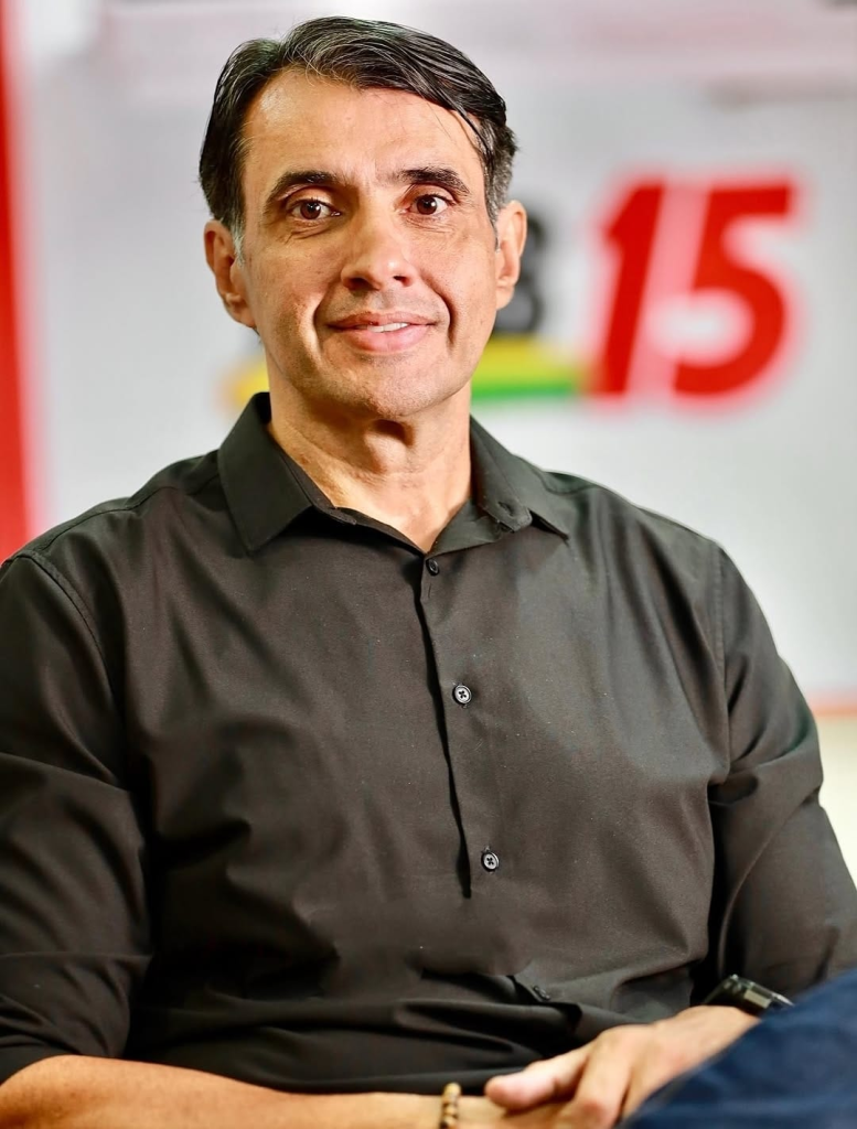 André Gadelha critica segurança de ex-governador e questiona privilégios em vídeo nas redes sociais