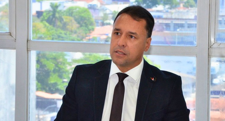 TRE-PB empossa nesta quinta juiz Rodrigo Marques como membro da Corte