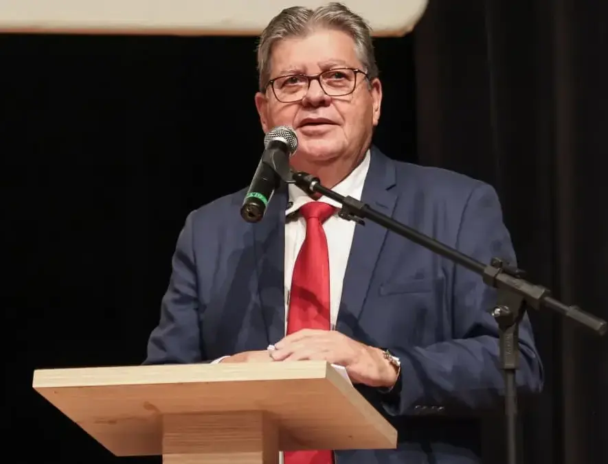 João Azevêdo afirma que participa da escolha do vice, mas decisão final é de Lucas Ribeiro e destaca articulação: “Sem unidade, não se ganha eleição”