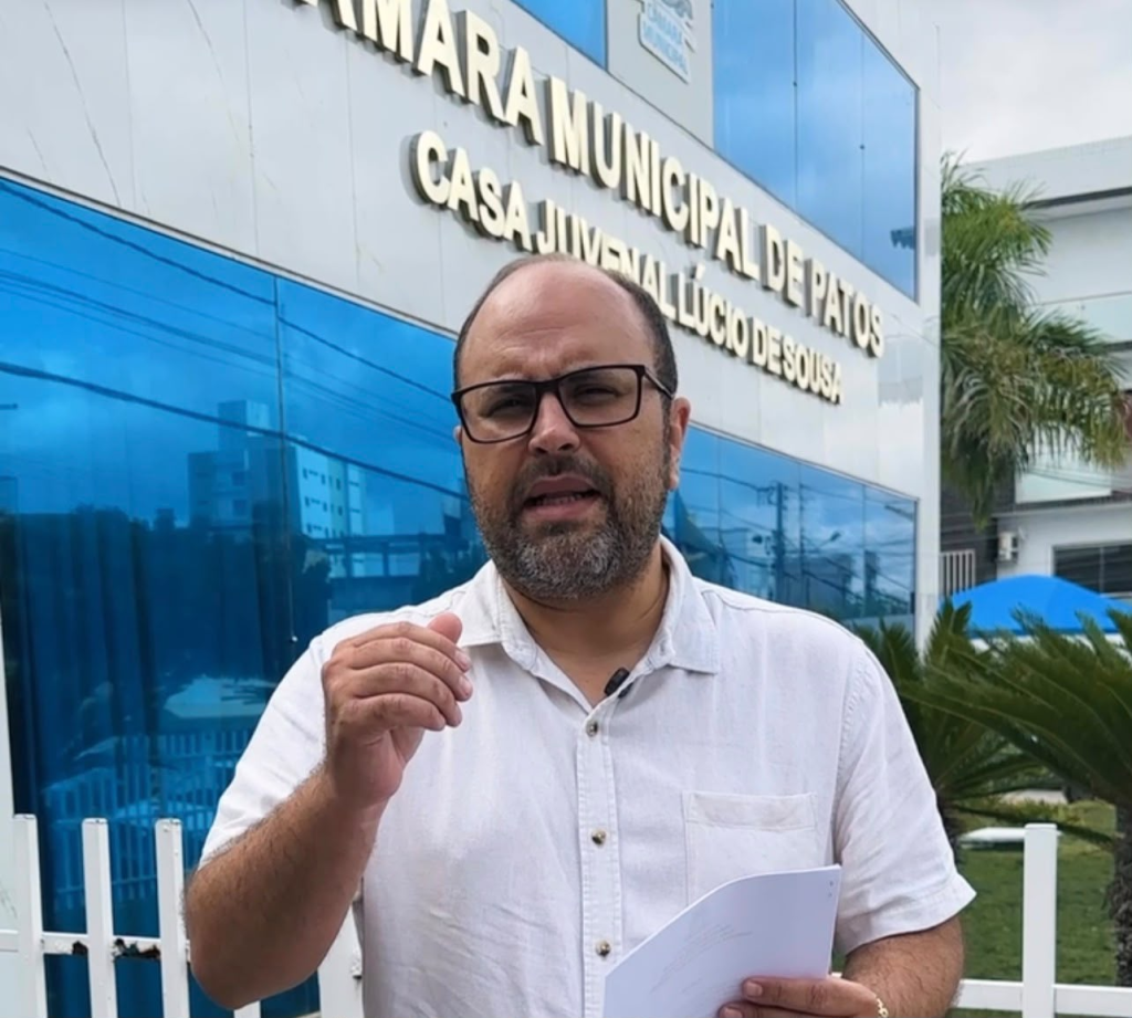 Vereador Héber Tiburtino apresenta projeto para proibir publicidade e parcerias entre Prefeitura de Patos e empresas de bets