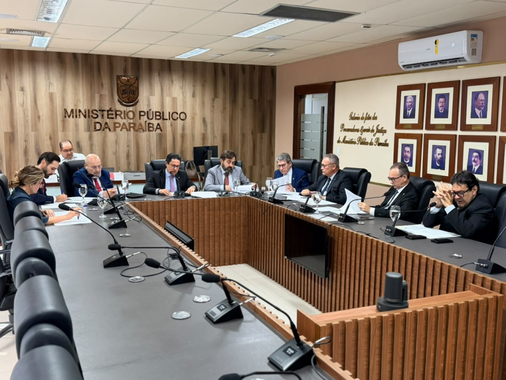 Deputado Nilson Lacerda participa de reunião do FDD/PB e solenidade de cooperação entre MP/PB e Procon/PB