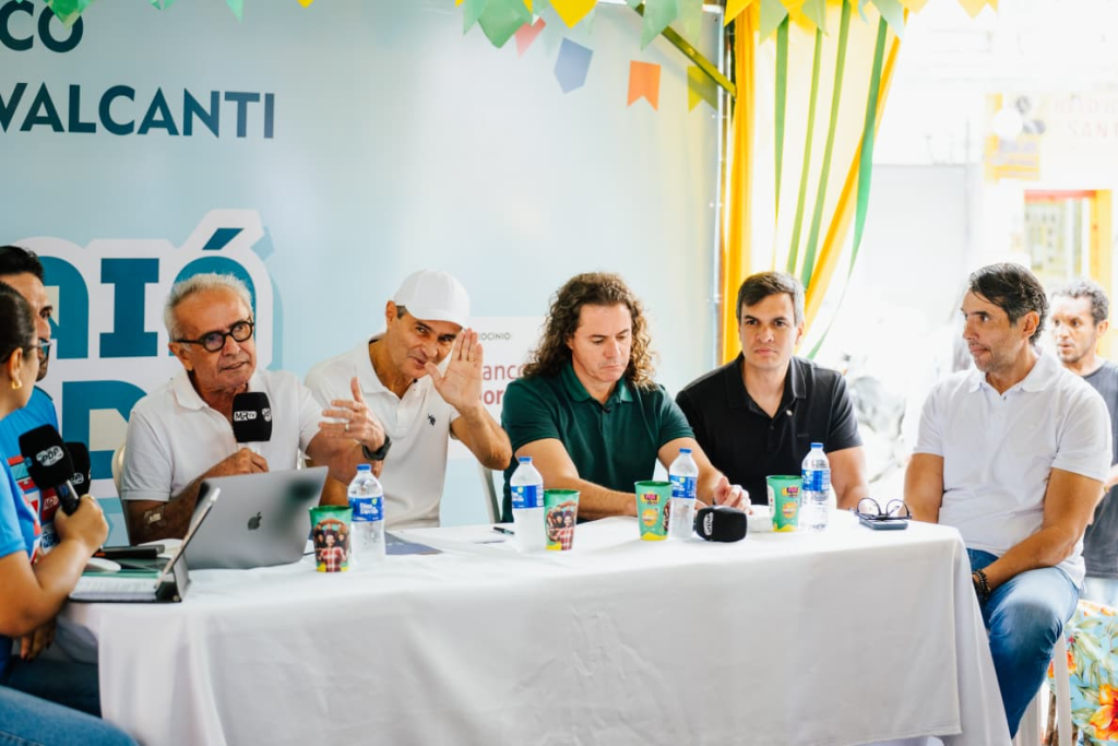 Cícero defende novo modelo de parceria do Governo do Estado com Campina Grande