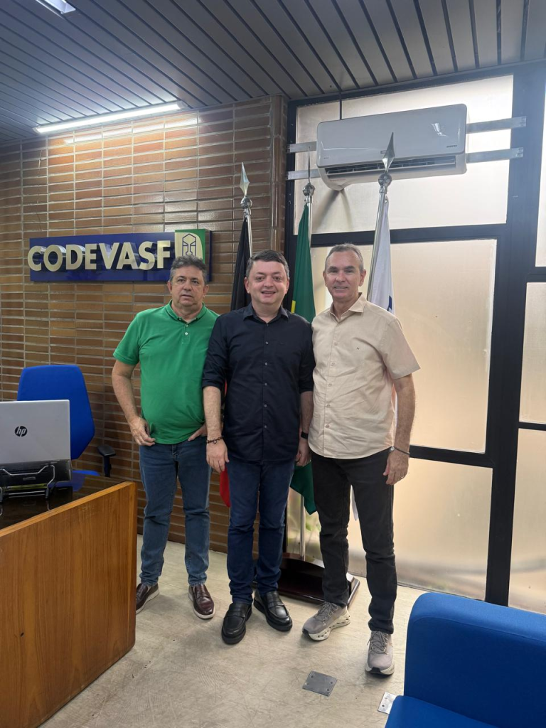 Deputado Nilson Lacerda visita superintendência da Codevasf na Paraíba para tratar de demandas do Vale do Piancó e de Conceição