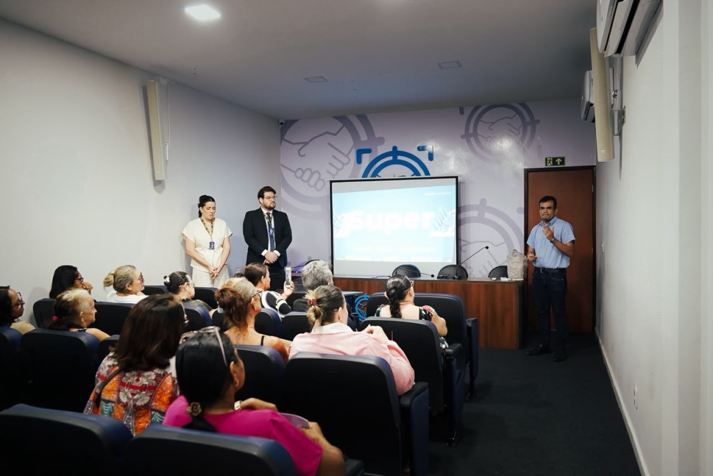PatosPrev e Procon Patos promovem palestra sobre superendividamento e fortalecem ações de educação financeira