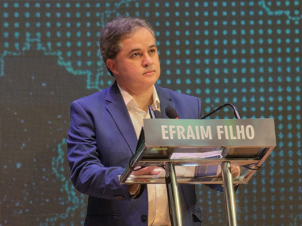 Efraim Filho avalia primeiro debate e destaca críticas à educação e discurso de mudança na Paraíba