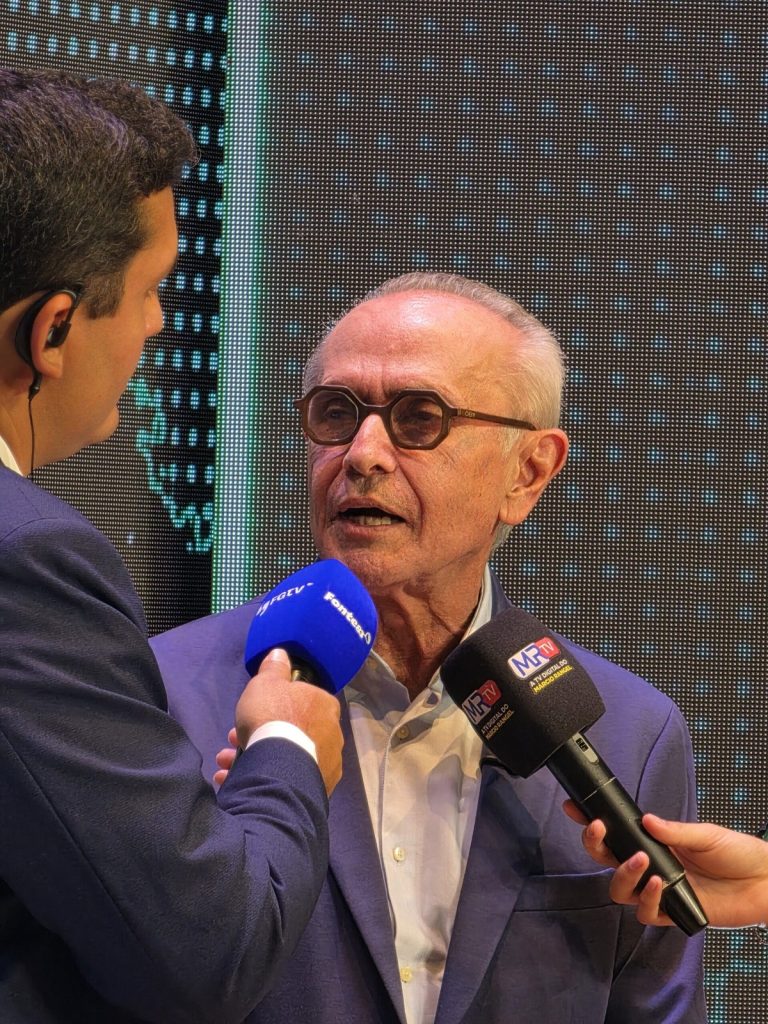Cícero Lucena critica processo da Cagepa e defende postura municipalista em debate
