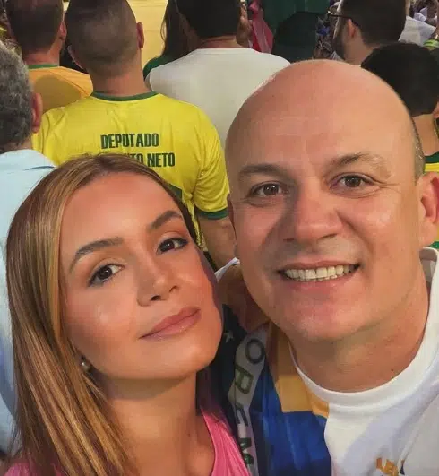 Durante convenção, Efraim anuncia Nayana Pontes como candidata a vice-governadora