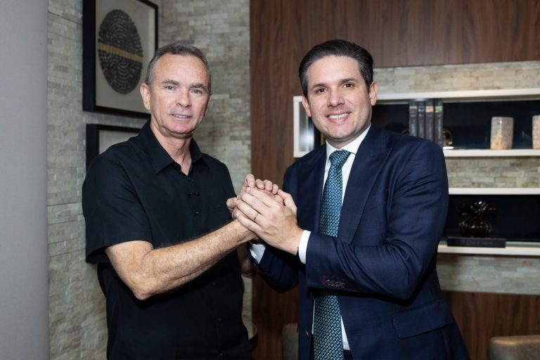 Filho de Conceição, Nilson Lacerda leva trajetória de mais de 30 anos à disputa federal